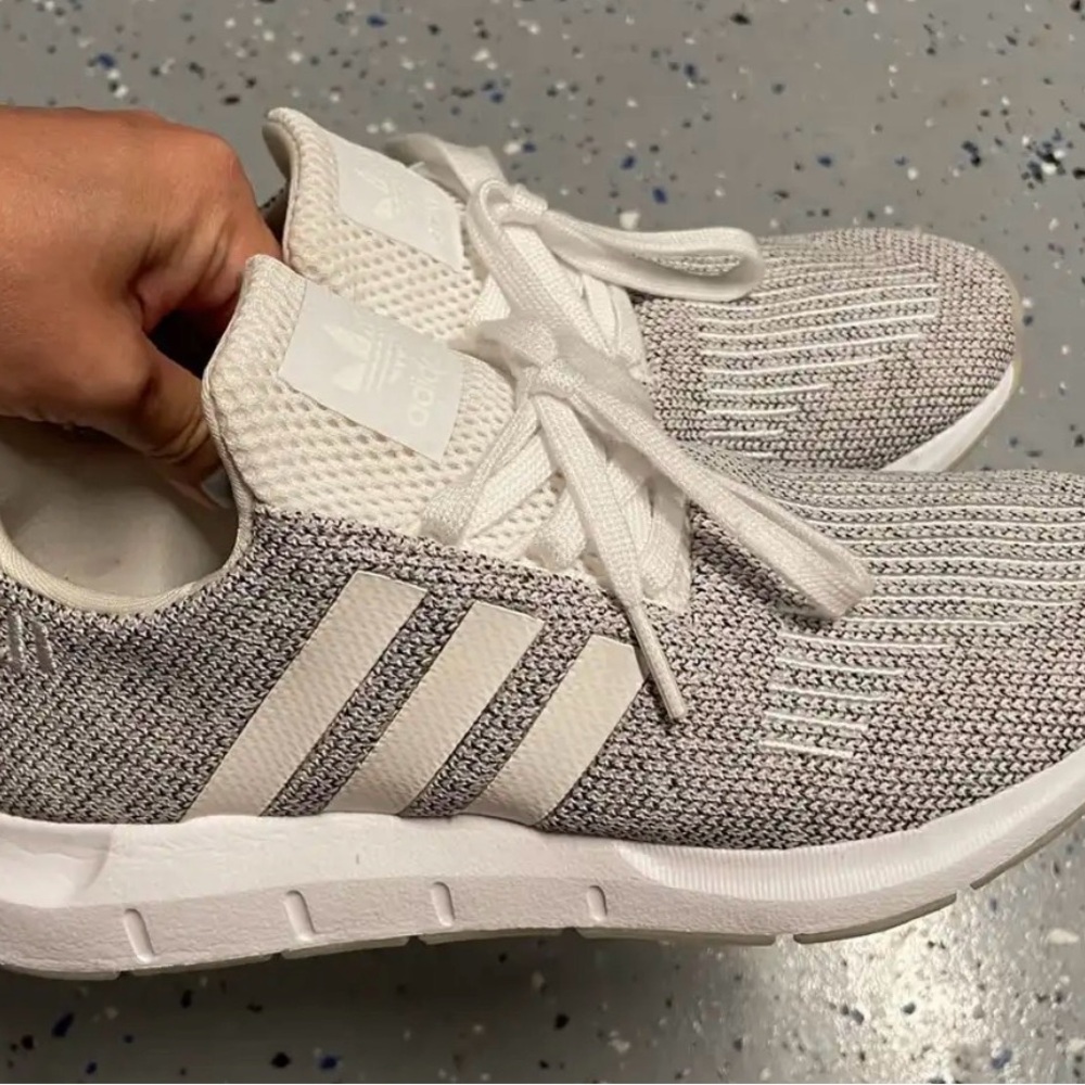 Adidas Swift Run Sneakers size 6